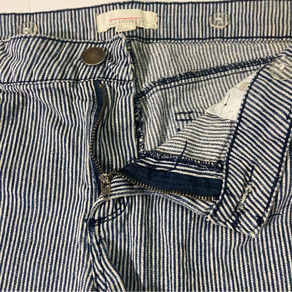 Stripped denim shorts size 11 - Picture 4 of 7